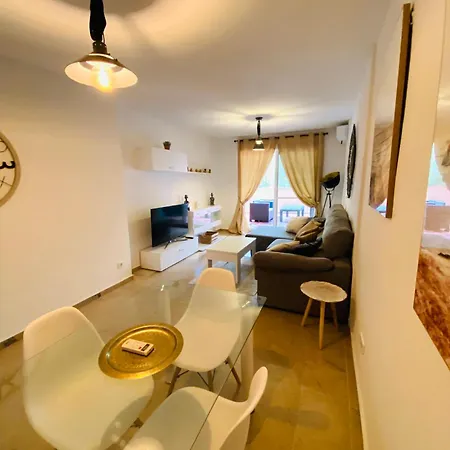Casares Costa Apartman *